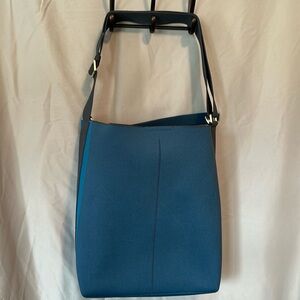 Large Rothy Blue Bucket Bag like new